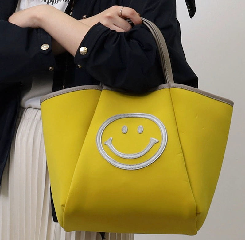 2023新作【COOCO/クーコ】SMILEYダイバー素材トートバッグ/にこちゃん/スマイル
